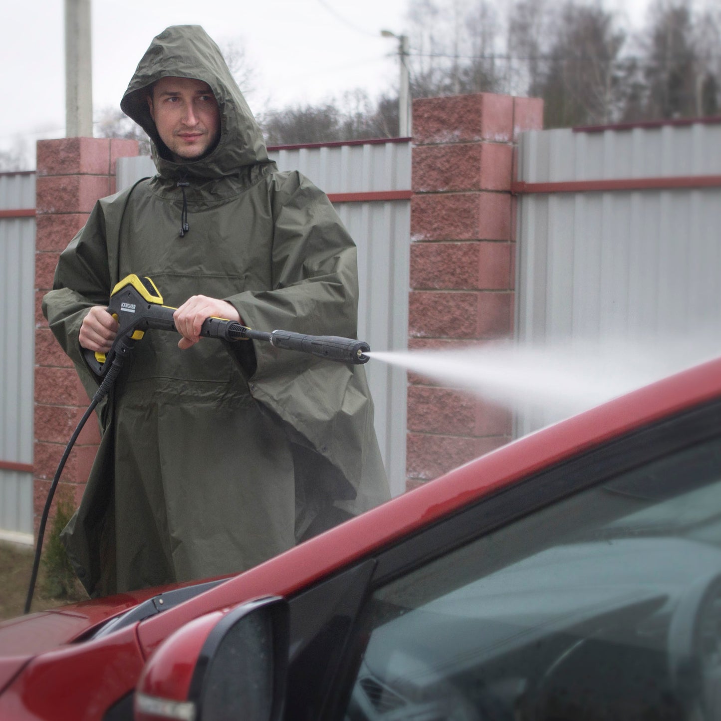 Regenponcho wasserdicht aus 100% Nylon Inkl. Tragetasche